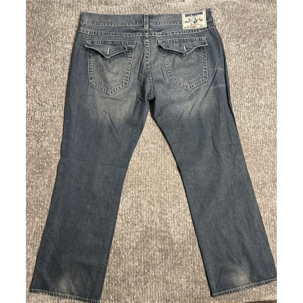 True Religion Men's Medium Wash Blue Straight Fit Denim Jeans 42x30 Flap